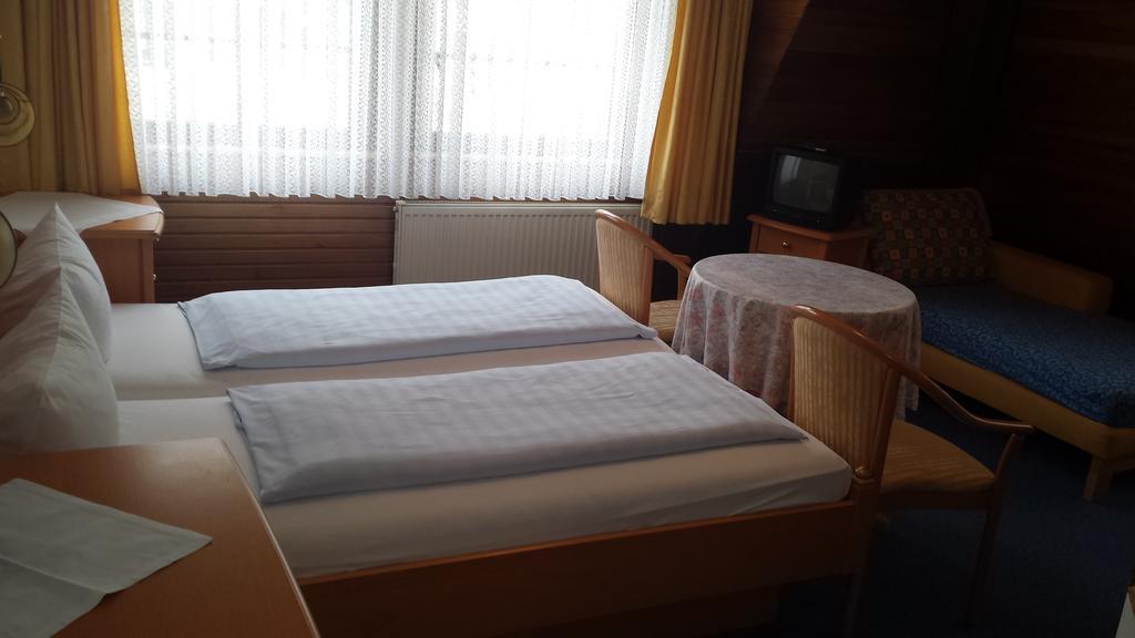 Gartenhotel Kamp-Bornhofen Room photo